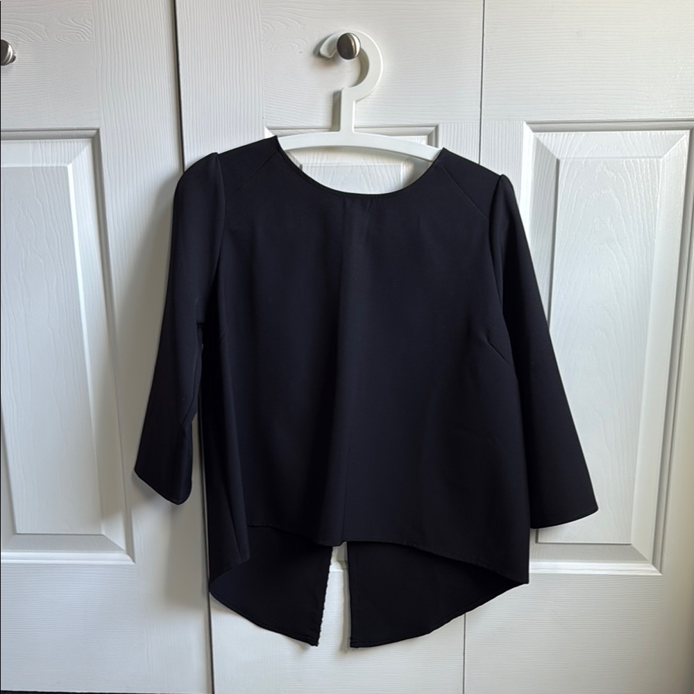 Christina Karin Black Asymmetrical 3/4 Sleeve Blouse - XS